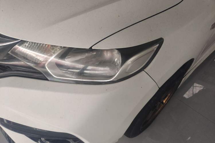 Used Honda Fit 2018 1.5L CVT Comfort Sunroof Version