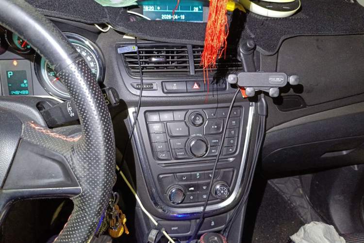 Used Buick Encore 2015 1.4T Automatic Two-Wheel Drive Urban Elite Version