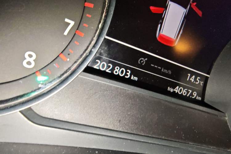 Used Volkswagen Touareg 2011 3.0 TSI Standard Version
