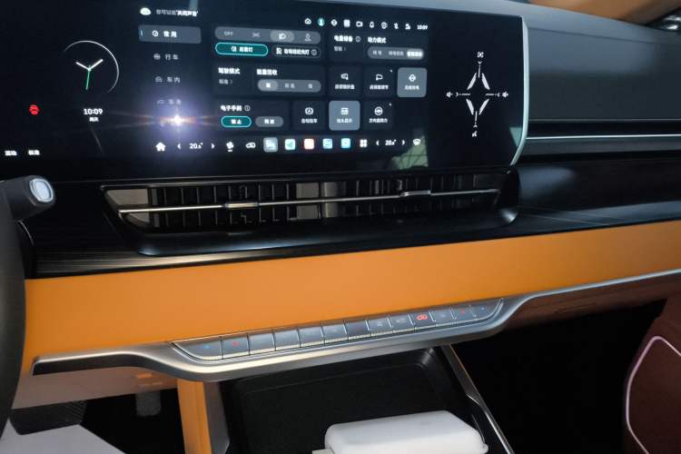 Used Wey Gaoshan 2023 Four-Wheel-Drive Executive Extended Version
