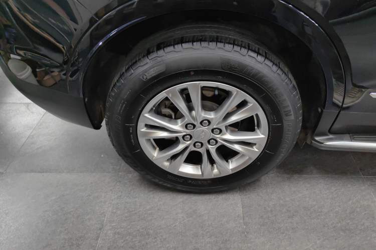 Used Cadillac XT5 2022 2.0T Two-Wheel Drive Luxury Version Exterior 5