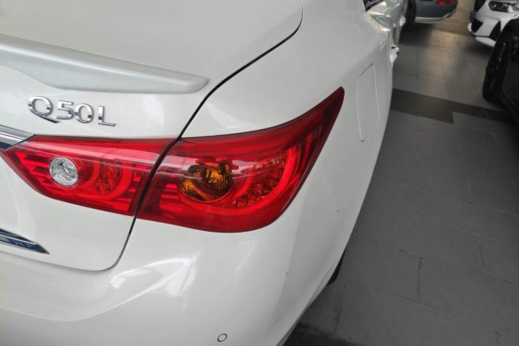 Used Infiniti Q50L 2015 2.0T Enjoyment Edition