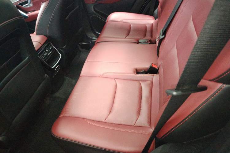 Used JETOUR X70 PLUS 2021 Zhuge 1.6T DCT Wuhou 5-Seater Left Rear Seat