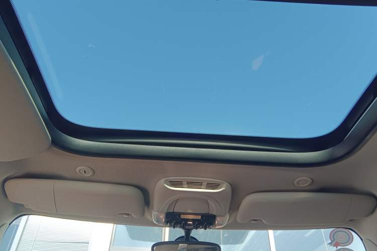 Used MINI MINI 2014 1.5T COOPER Fun
