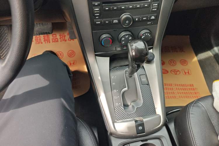 Used Chevrolet Captiva 2015 2.4L Two-Wheel Drive Urban Version 7 Seats