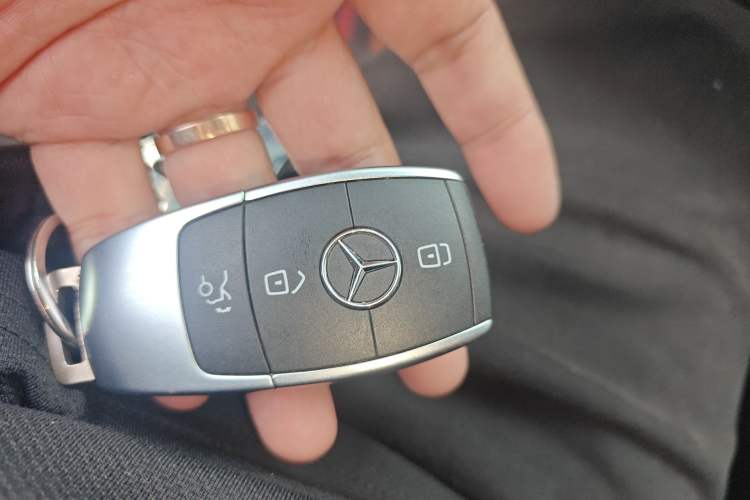 Used Mercedes-Benz C-Class 2019 C 260 Sport Edition Vehicle Key