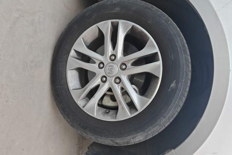 Used CHANGAN Raeton 2013 1.8T Automatic Elite Model China IV Standard