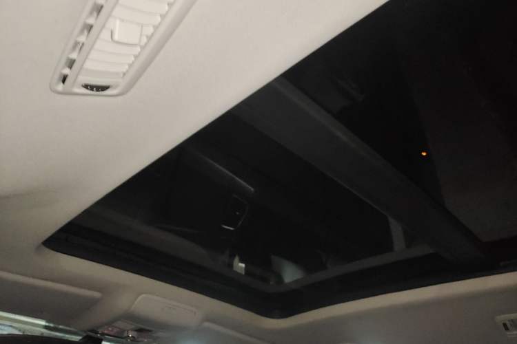 Used Volkswagen Sharan 2018 380TSI Comfort Edition 7-Seater Headliner