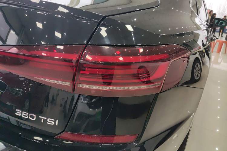 Used Volkswagen Passat 2025 Premium Version 380TSI Dragon Edition
