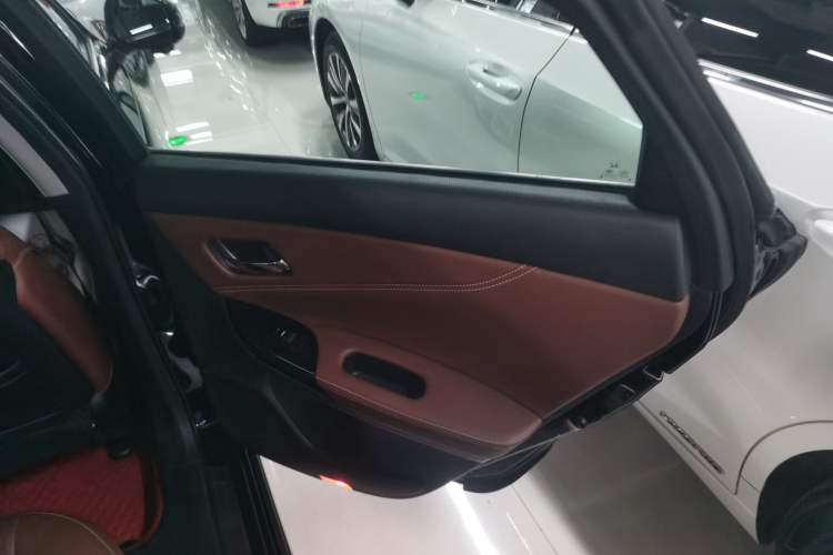 Used Honda Spirior 2017 Hybrid 2.0L Pure Drive Edition
