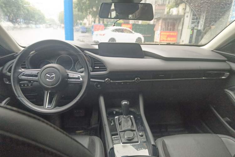 Used Mazda Mazda 3 Axela 2021 2.0L Automatic Zhiya Edition