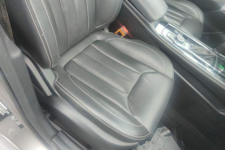 Used Dongfeng Fengon 580 2017 1.5T CVT Smart Style Model