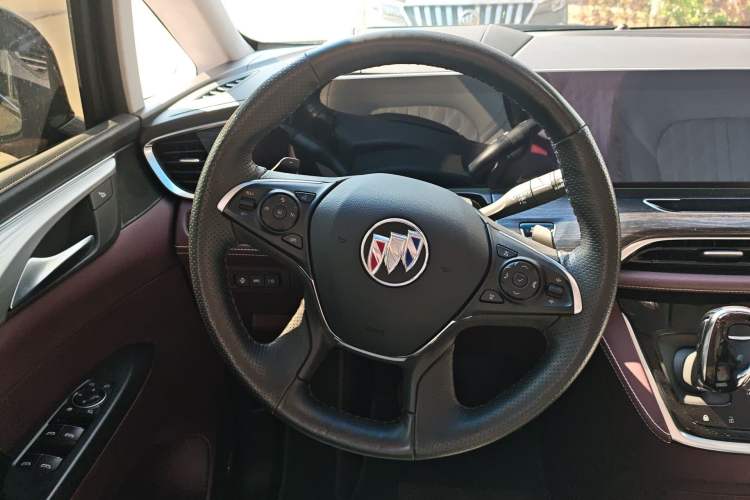 Used Buick GL8 2023 Avenir Aivia Six-Seat Deluxe Edition Steering Wheel