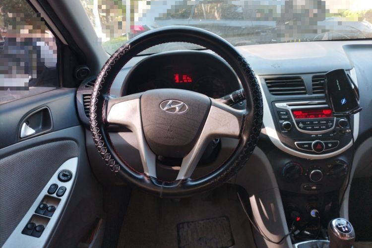 Used Hyundai Verna (older generation) 2010 Sedan 1.4L Manual Standard GL Model
