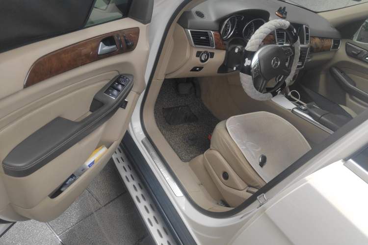 Used Mercedes-Benz M-Class 2012 ML 350 Sport Edition
