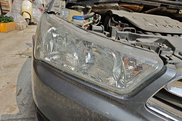 Used Citroen C-Quatre 2012 Sedan 2.0L Automatic Joyful Model Right Front Headlight