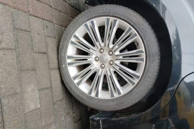 Used Chrysler 300C 2013 3.6L Luxury Edition