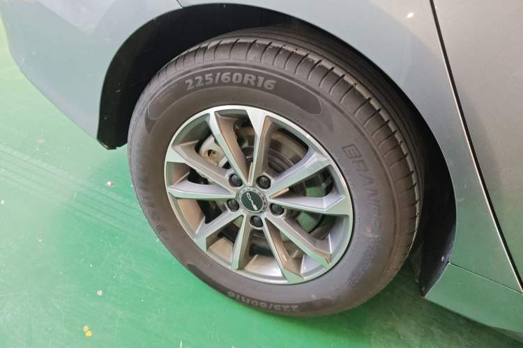 Used BYD Destroyer 05 2024 HONOR Edition DM-i 55KM Luxury Model Exterior 5