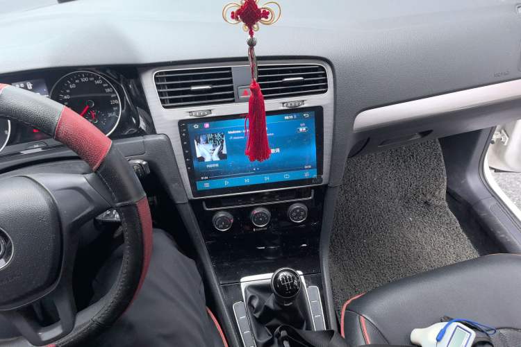 Used Volkswagen Golf 2018 1.6L Manual Fashion Edition