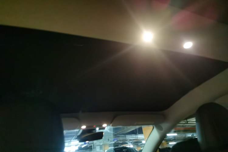 Used Tesla Model 3 2022 Rear-Wheel-Drive Version Headliner