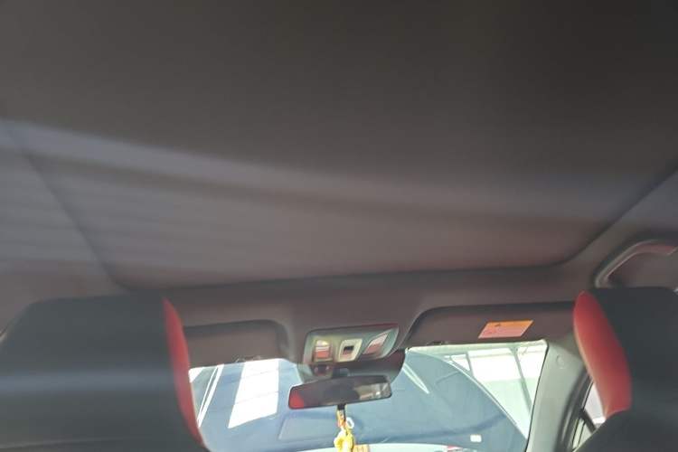 Used CHANGAN UNI-T 2020 1.5T Prestige Version