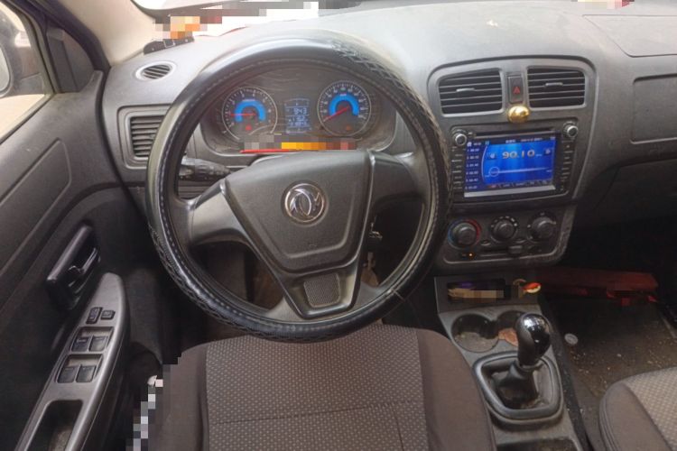 Used Dongfeng Fengon 330 2014 1.5L Manual Utility Version DK15 Steering Wheel