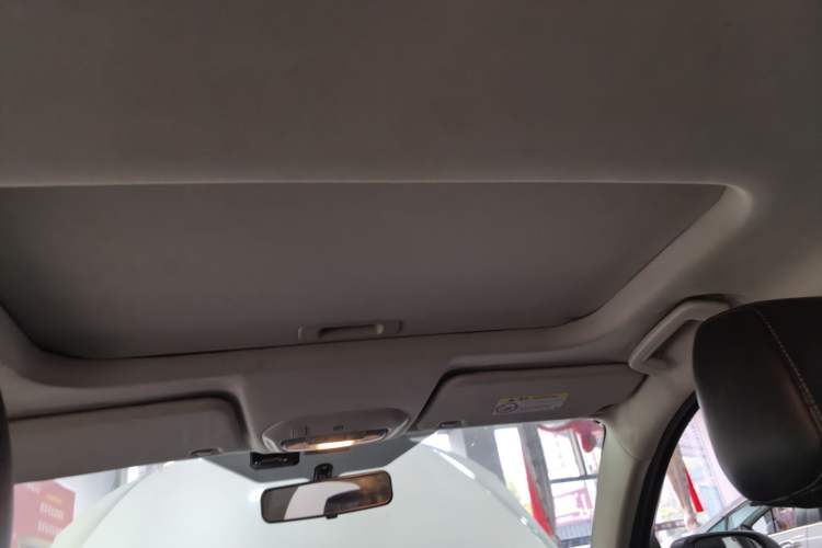 Used Ford Escort 2015 1.5L Automatic Fashion Model Headliner