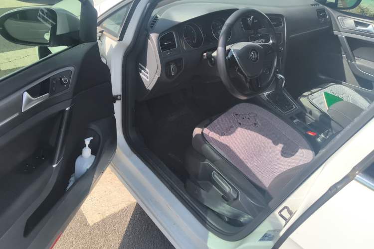 Used Volkswagen Golf 2014 1.4TSI Automatic Comfort Model
