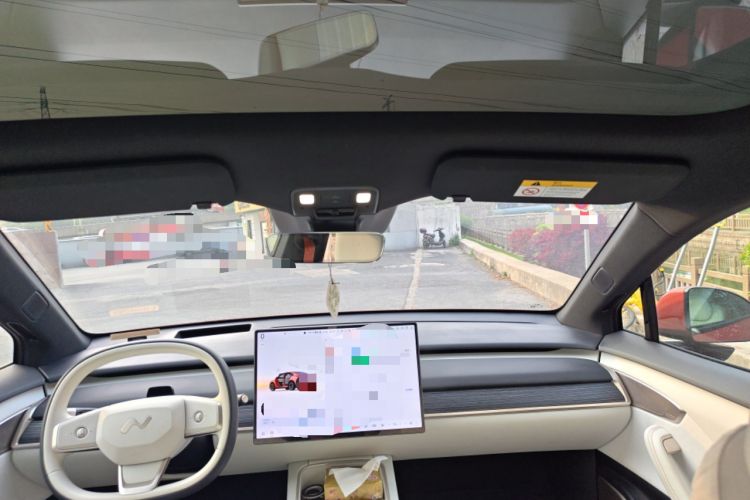 Used ONVO L60 2024 60 kWh Rear-Drive Version