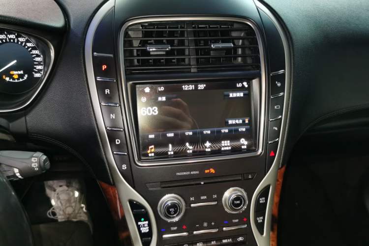 Used Lincoln MKX 2018 2.7T Four-Wheel Drive Prestige Edition