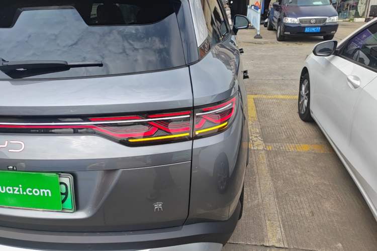 Used BYD Song L DM-i 2024 112 km Beyond Edition