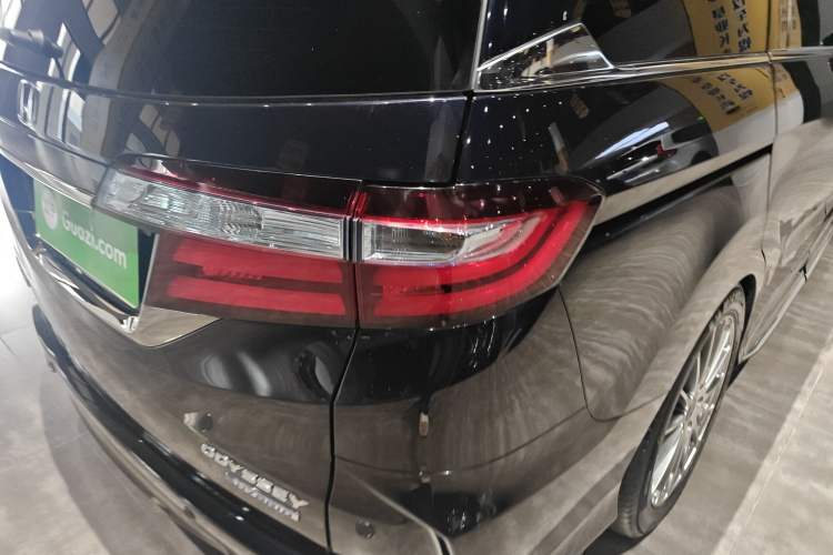 Used Honda Odyssey 2019 2.0L Rui·Zhi Zhen Edition