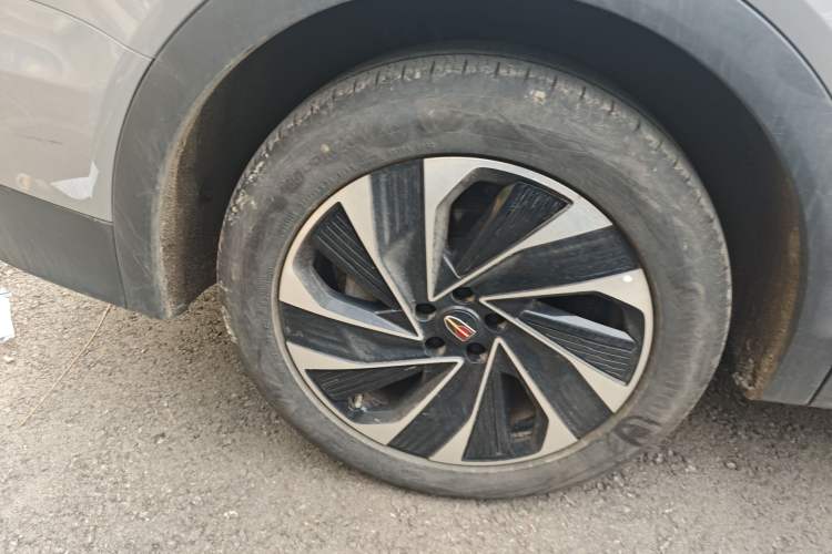 Used Hongqi HS7 PHEV 2024 2.0T PHEV Four-Wheel-Drive Flagship Edition 6 Seats
