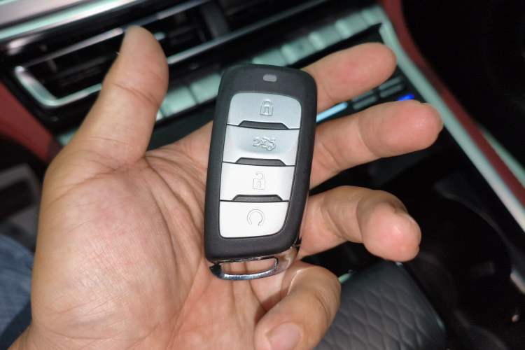 Used CHANGAN CS85 COUPE 2019 1.5T DCT Dynamic Version China VI Standard Vehicle Key