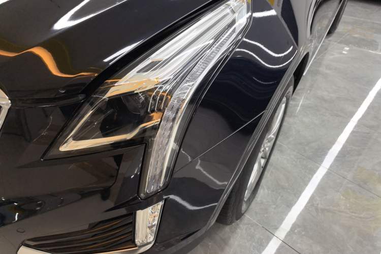 Used Cadillac XT5 2022 2.0T Two-Wheel Drive Luxury Version
