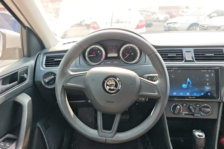 Used Skoda Rapid Spaceback 2019 1.5L Automatic Standard Edition