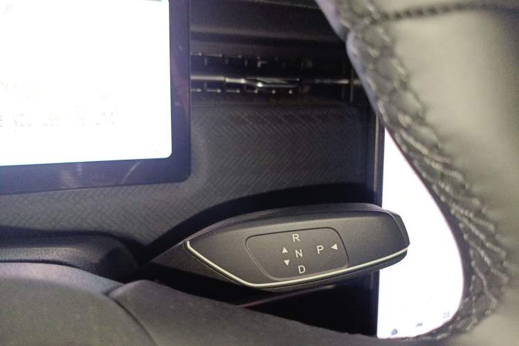 Used Chery Explore 06 C-DM 2024 Luxury Model