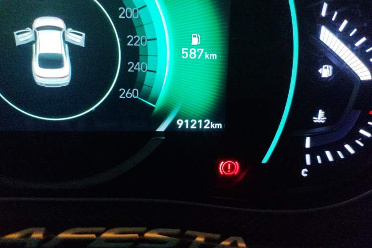 Used Hyundai Lafesta 2019 280TGDi Smart Speed Version China VI Standard Odometer Close Up