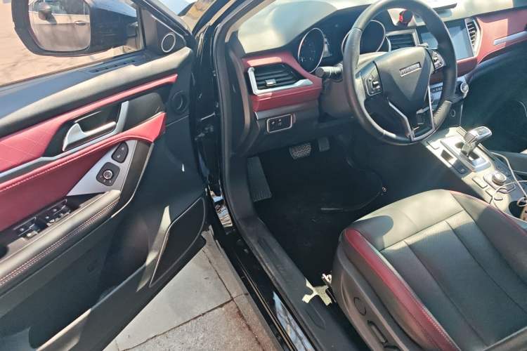 Used Haval H6 Coupe 2020 SmartConnect Edition 1.5T Automatic Two-Wheel Drive Luxury SmartConnect Model
