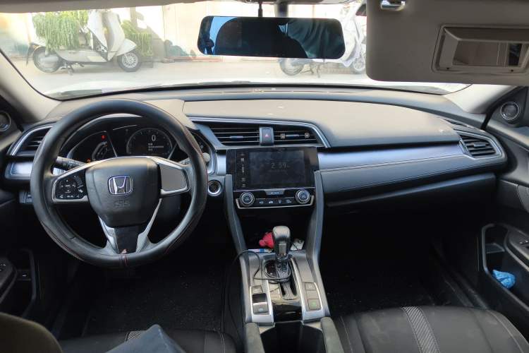 Used Honda Civic 2016 220TURBO CVT Luxury Edition