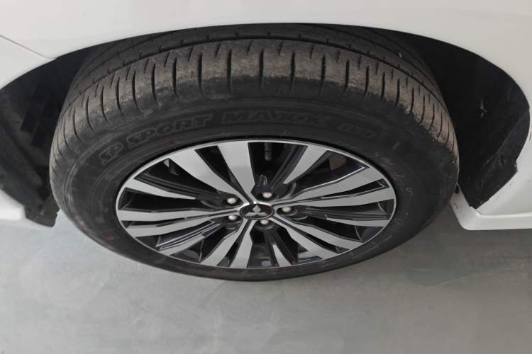 Used Mitsubishi Outlander 2021 2.4L 4x4 Zhi Xiang Edition 7 Seats
