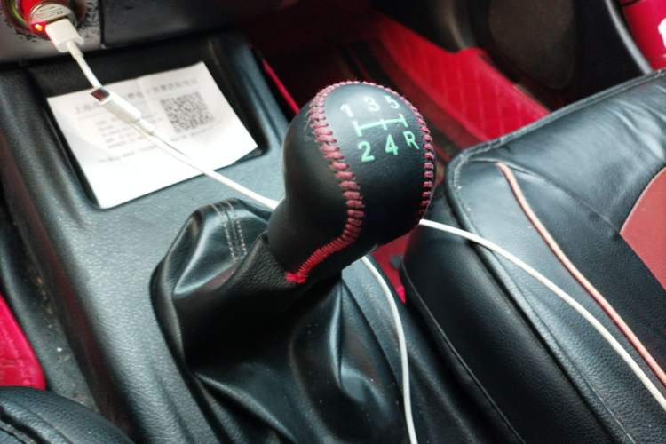 Used FAW Senya S80 2011 1.5L Manual 7-Seater Urban Elite Edition
