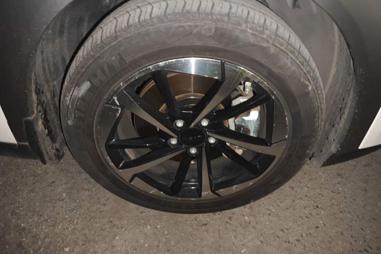 Used AION Y 2023 Plus 510 Enjoy Edition
