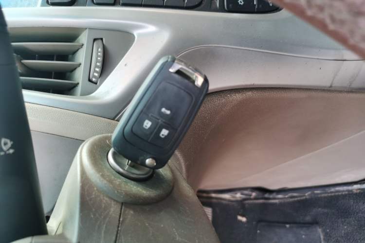 Used Buick GT 2013 GT 1.6L Manual Entry-Level Model Vehicle Key