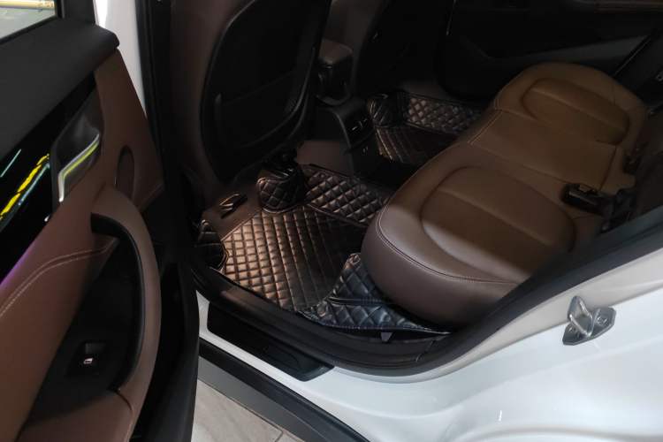 Used BMW X1 2020 sDrive25Li Leading Model
