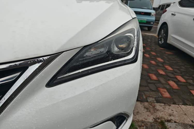 Used CHANGAN Eado 2018 High-Energy Edition 1.6L GDI Manual Pioneer Model China V Standard Left Front Headlight