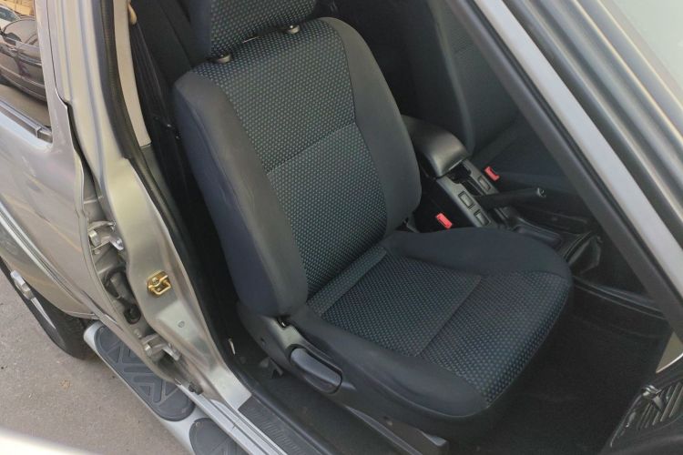 Used Nissan Paladin 2013 2.4L Two-Wheel Drive Standard Version China V Standard
