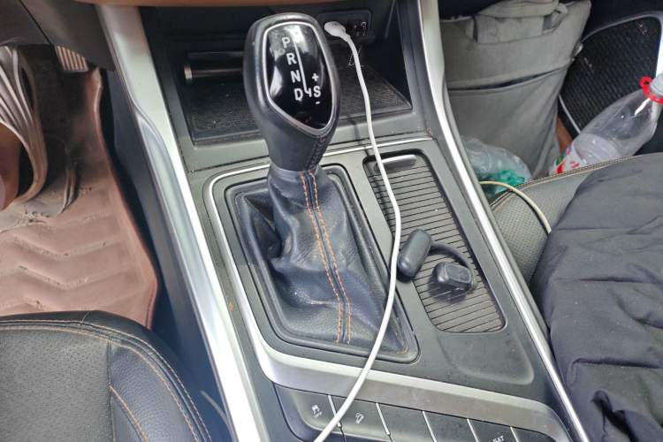 Used Geely Auto Vision X6 2018 1.4T CVT 4G Connected Luxury Version
