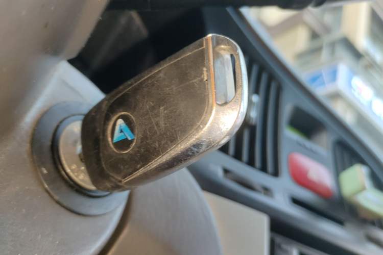 Used Hyundai Elantra 2011 1.6L Manual Comfort Version