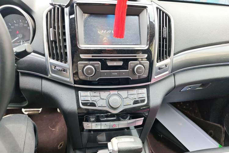 Used Haval H9 2016 2.0T Four-Wheel Drive Luxury Version 5 Seats